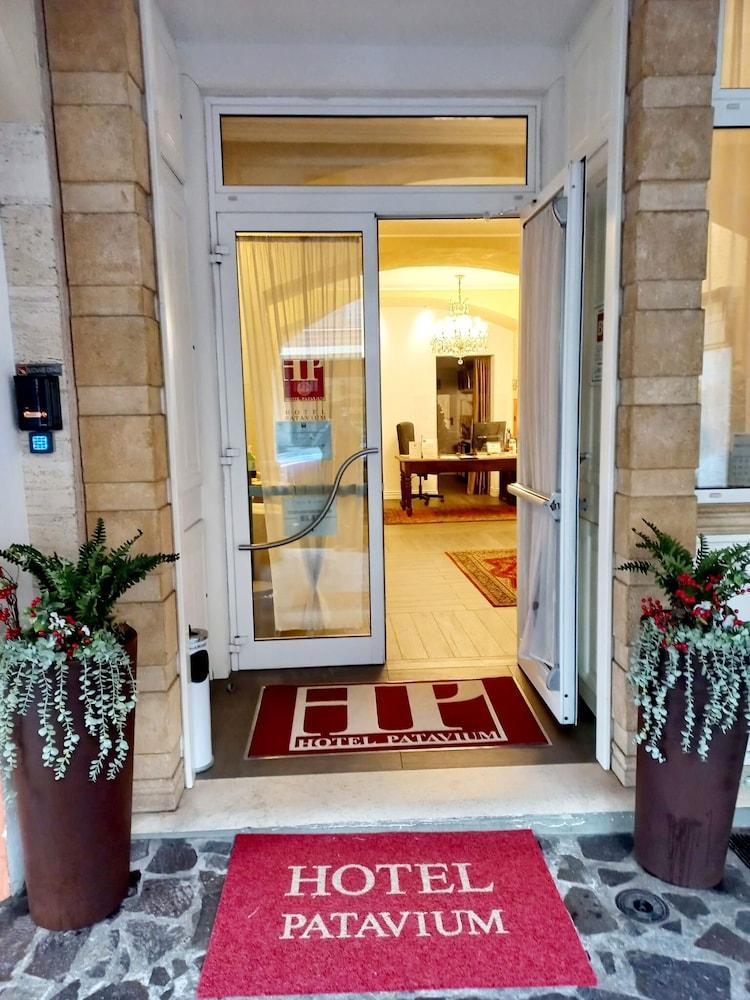 Patavium Hotel 3*
